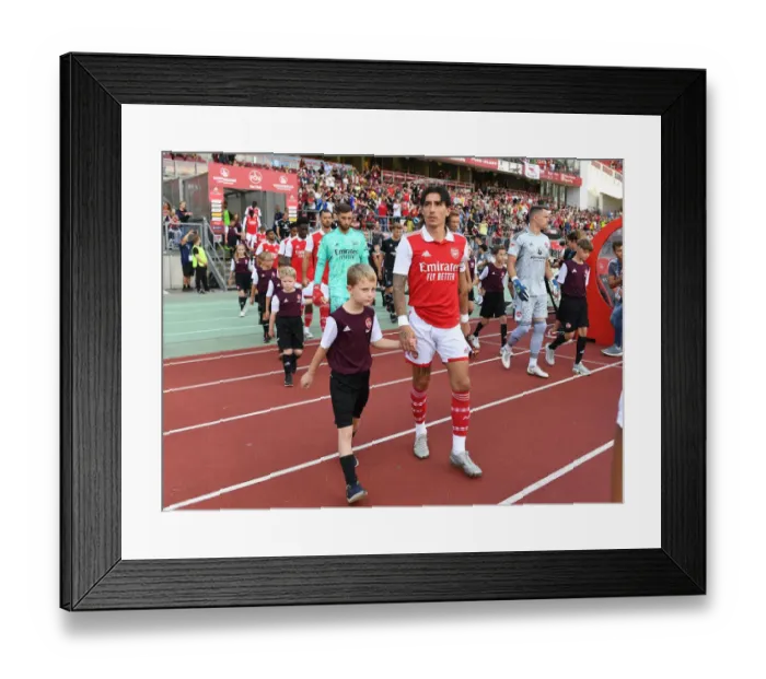 Framed Print : Arsenal's Hector Bellerin at 1. FC Nurnberg Pre-Season Match, 2022 Framed Print : Arsenal's Hector Bellerin at 1. FC Nurnberg Pre-Season Match, 2022