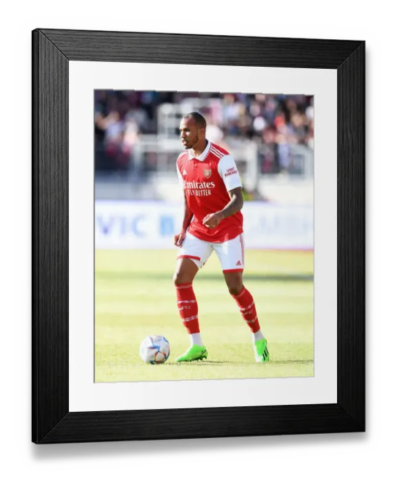 Framed Print : Arsenal's Gabriel Magalhaes in Action: FC Nurnberg vs Arsenal (2022-23 Pre-Season Friendly)