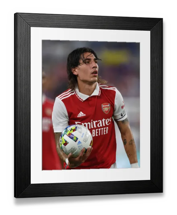 Framed Print : Arsenal FC in Pre-Season: Hector Bellerin at M&T Bank Stadium, Baltimore (vs Everton, 2022)