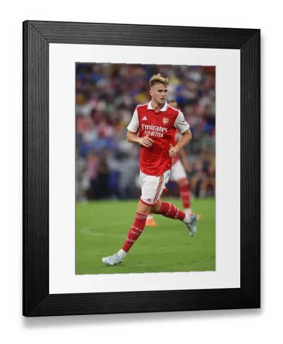 Framed Print : Rob Holding's Determined Performance: Arsenal vs. Everton in Baltimore Pre-Season Clash