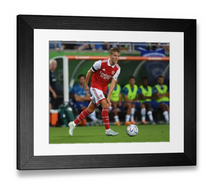 Framed Print : Arsenal's Martin Odegaard Faces Off Against Chelsea in the Florida Cup 2022-23