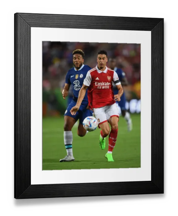 Framed Print : Arsenal vs. Chelsea Showdown: Martinelli vs. James - Florida Cup 2022-23 Framed Print : Arsenal vs. Chelsea Showdown: Martinelli vs. James - Florida Cup 2022-23
