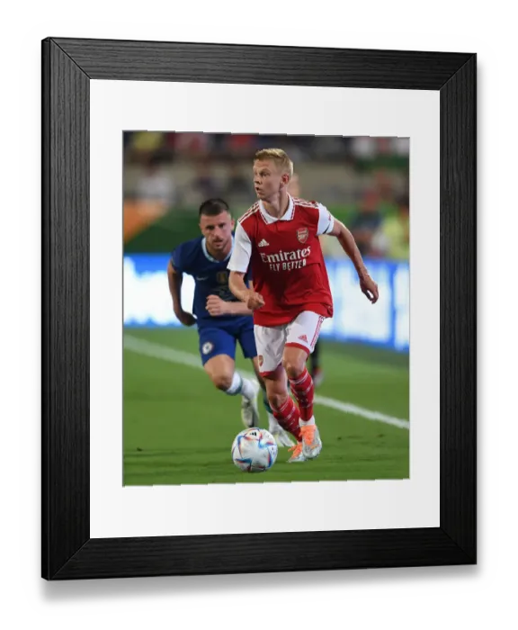 Framed Print : Arsenal's Oleksandr Zinchenko in Action Against Chelsea in the Florida Cup 2022-23