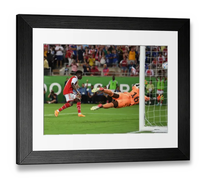 Framed Print : Arsenal's Bukayo Saka Scores Third Goal Against Chelsea in Florida Cup 2022-23