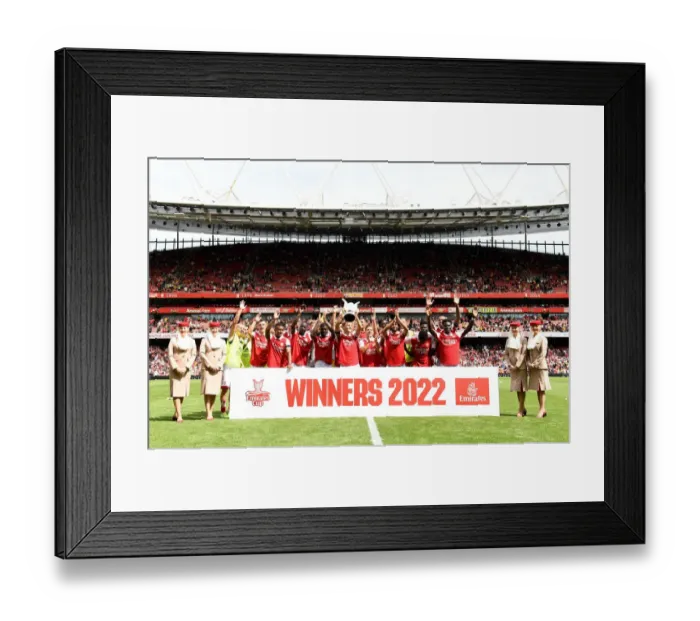Framed Print : Arsenal Celebrates Emirates Cup Victory over Sevilla, July 2022 Framed Print : Arsenal Celebrates Emirates Cup Victory over Sevilla, July 2022
