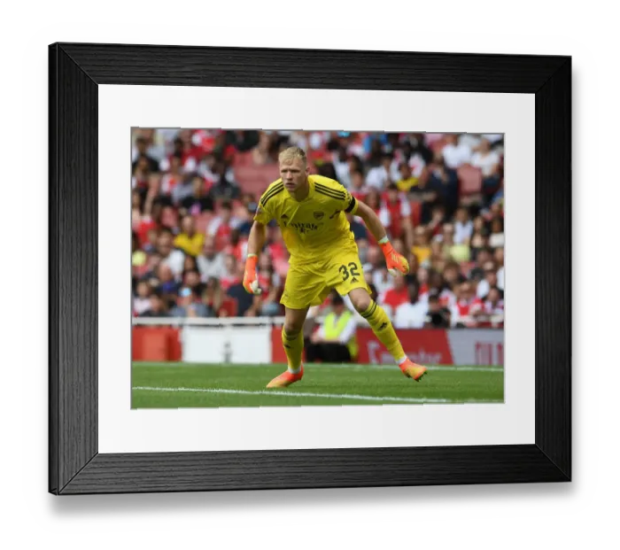 Framed Print : Arsenal's Aaron Ramsdale in Action at 2022 Emirates Cup Framed Print : Arsenal's Aaron Ramsdale in Action at 2022 Emirates Cup