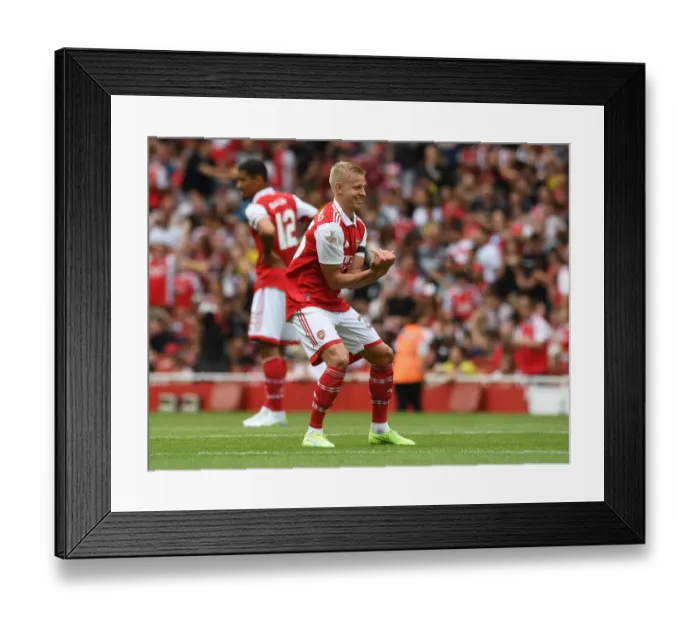 Framed Print : Arsenal's Zinchenko Stands Out: Arsenal vs Sevilla at Emirates Cup 2022 Framed Print : Arsenal's Zinchenko Stands Out: Arsenal vs Sevilla at Emirates Cup 2022