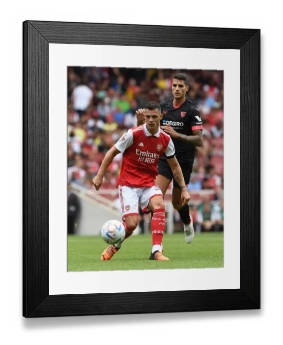 Framed Print : Arsenal vs Sevilla: Granit Xhaka vs Erik Lamela - Emirates Cup 2022 Clash Framed Print : Arsenal vs Sevilla: Granit Xhaka vs Erik Lamela - Emirates Cup 2022 Clash
