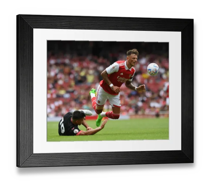 Framed Print : Arsenal vs Sevilla: Clash in the Emirates Cup Pre-Season Friendly