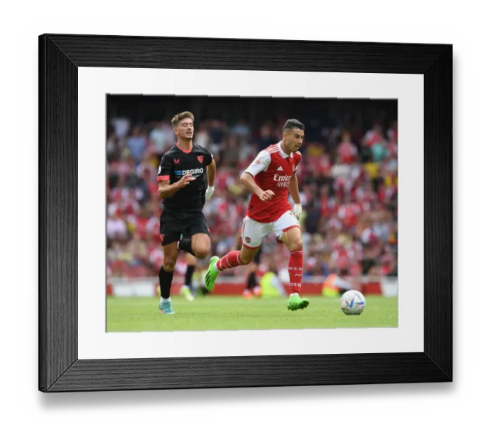 Framed Print : Arsenal vs Sevilla: Martinelli Shines in Emirates Cup Pre-Season Clash