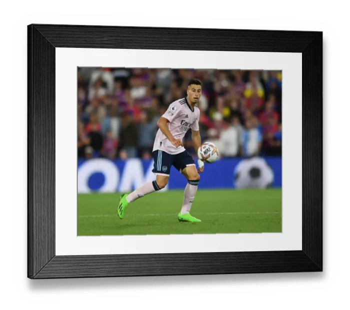 Framed Print : Gabriel Martinelli in Action: Arsenal vs Crystal Palace, Premier League 2022-23 Framed Print : Gabriel Martinelli in Action: Arsenal vs Crystal Palace, Premier League 2022-23