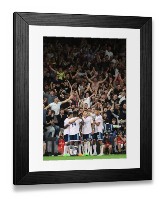 Framed Print : Arsenal Fans Euphoria: The Unforgettable Second Goal Against Crystal Palace (2022-23 Premier League) Framed Print : Arsenal Fans Euphoria: The Unforgettable Second Goal Against Crystal Palace (2022-23 Premier League)