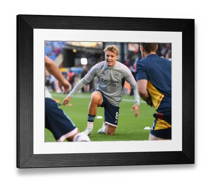 Framed Print : Martin Odegaard Gears Up: Crystal Palace vs Arsenal FC, Premier League 2022-23 Framed Print : Martin Odegaard Gears Up: Crystal Palace vs Arsenal FC, Premier League 2022-23