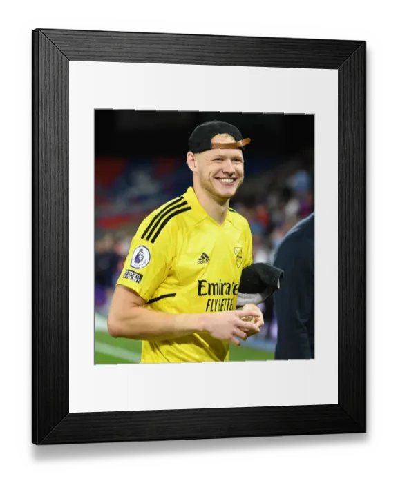 Framed Print : Arsenal's Aaron Ramsdale Reacts After Crystal Palace vs Arsenal FC, Premier League 2022-23 Framed Print : Arsenal's Aaron Ramsdale Reacts After Crystal Palace vs Arsenal FC, Premier League 2022-23