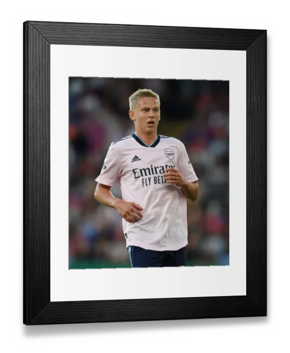 Framed Print : Arsenal's Oleksandr Zinchenko in Action against Crystal Palace in 2022-23 Premier League Framed Print : Arsenal's Oleksandr Zinchenko in Action against Crystal Palace in 2022-23 Premier League