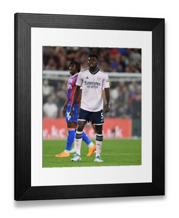 Framed Print : Thomas Partey in Action: Crystal Palace vs Arsenal, Premier League 2022-23