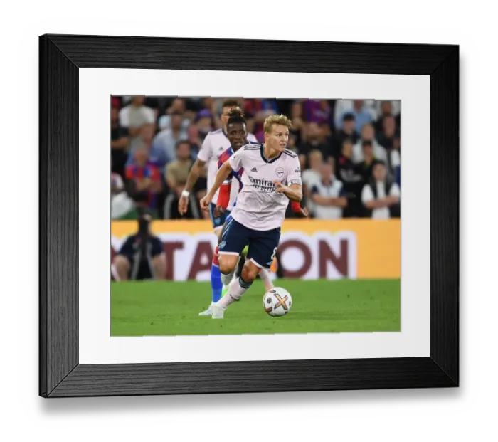 Framed Print : Martin Odegaard in Action: Crystal Palace vs. Arsenal, Premier League 2022-23 Framed Print : Martin Odegaard in Action: Crystal Palace vs. Arsenal, Premier League 2022-23