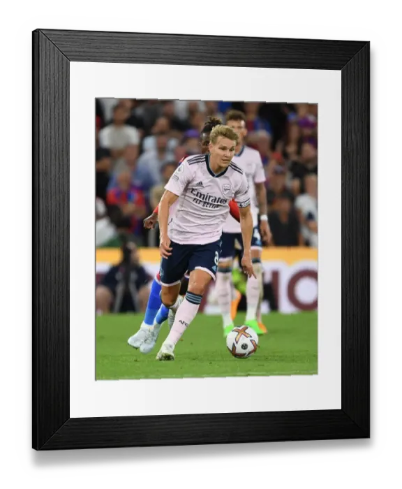 Framed Print : Martin Odegaard Shines: Arsenal's New Midfield Sensation Debuts in Premier League Victory over Crystal Palace Framed Print : Martin Odegaard Shines: Arsenal's New Midfield Sensation Debuts in Premier League Victory over Crystal Palace
