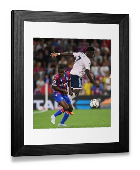 Framed Print : Saka vs Mitchell: Battle at Selhurst Park - Crystal Palace vs Arsenal FC, Premier League 2022-23 Framed Print : Saka vs Mitchell: Battle at Selhurst Park - Crystal Palace vs Arsenal FC, Premier League 2022-23