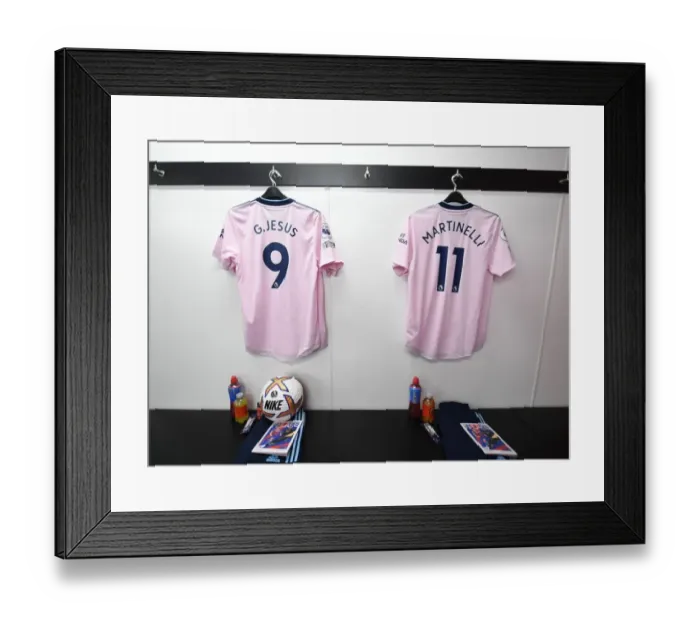 Framed Print : Arsenal Football Club: Pre-Match Preparation - Crystal Palace vs Arsenal (2022-23)