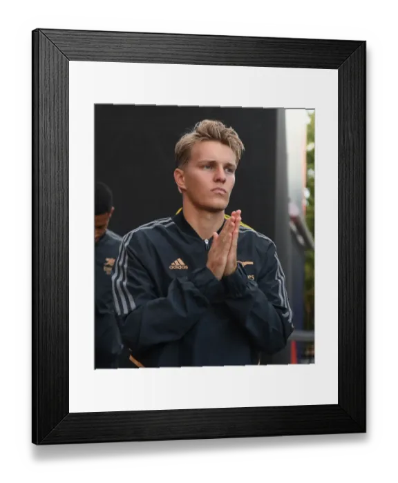 Framed Print : Martin Odegaard Gears Up: Arsenal's Readiness for Crystal Palace Clash in Premier League 2022-23 Framed Print : Martin Odegaard Gears Up: Arsenal's Readiness for Crystal Palace Clash in Premier League 2022-23