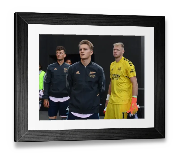 Framed Print : Arsenal's White, Odegaard, and Ramsdale Prepared for Crystal Palace Battle in 2022-23 Premier League