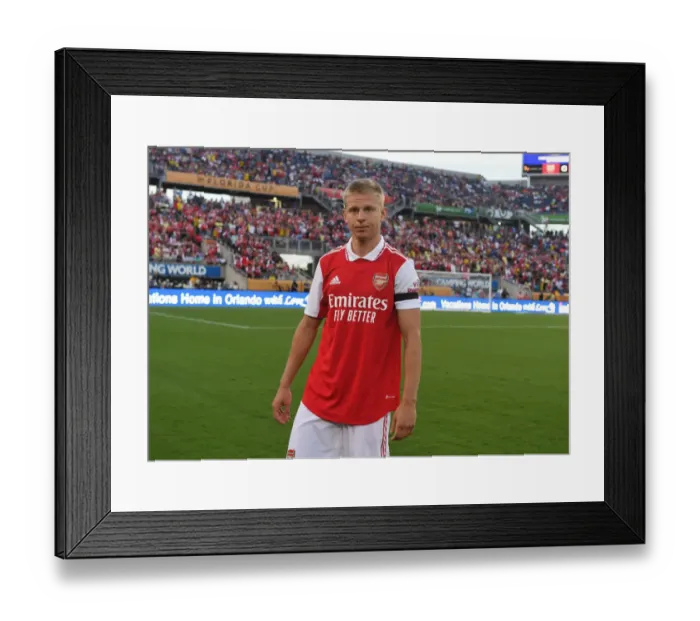 Framed Print : Zinchenko Shines: Arsenal's Pre-Season Victory Over Chelsea in the Florida Cup 2022-23