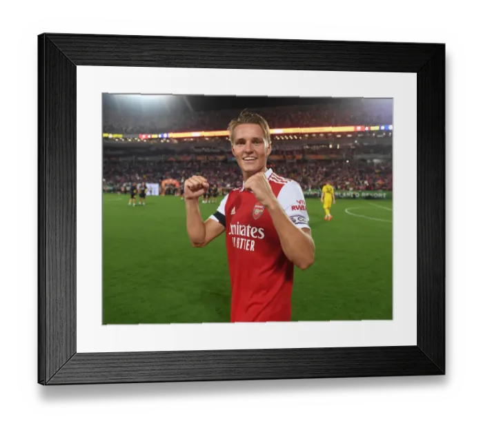 Framed Print : Martin Odegaard's Standout Performance: Arsenal Outshines Chelsea in Florida Cup 2022-23