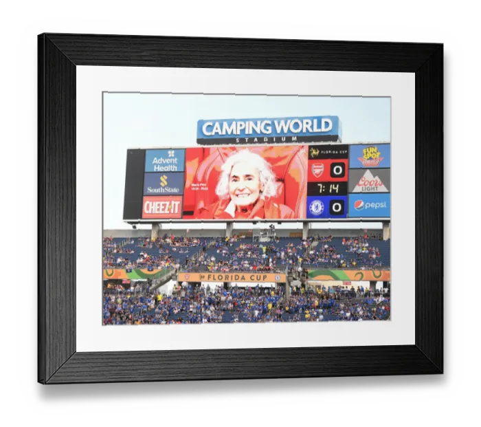 Framed Print : Arsenal and Chelsea Face Off in the Florida Cup: Tribute to Maria Petri Framed Print : Arsenal and Chelsea Face Off in the Florida Cup: Tribute to Maria Petri