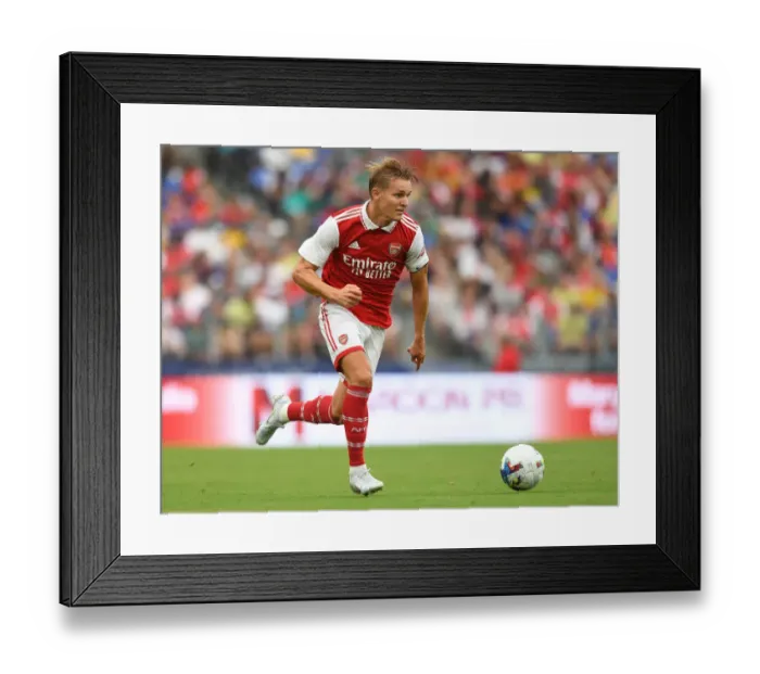 Framed Print : Arsenal's Martin Odegaard Shines in Pre-Season Friendly Against Everton, Baltimore 2022