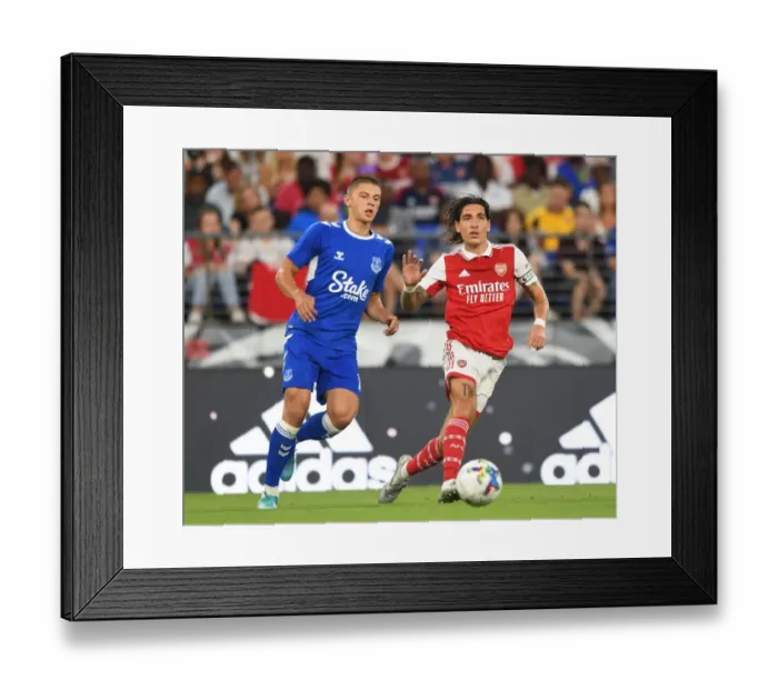 Framed Print : Arsenal's Hector Bellerin in Pre-Season Action Against Everton in Baltimore
