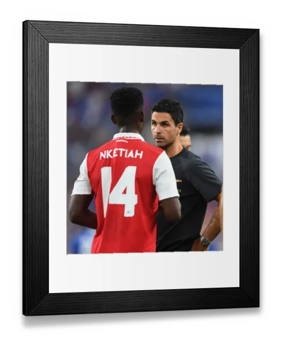 Framed Print : Arsenal Manager Mikel Arteta with Eddie Nketiah during Arsenal vs. Everton Pre-Season Friendly, 2022-23 Framed Print : Arsenal Manager Mikel Arteta with Eddie Nketiah during Arsenal vs. Everton Pre-Season Friendly, 2022-23