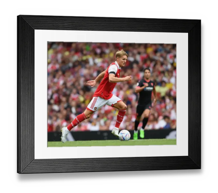 Framed Print : Arsenal vs Sevilla: Emirates Cup 2022 - Martin Odegaard in Action Framed Print : Arsenal vs Sevilla: Emirates Cup 2022 - Martin Odegaard in Action