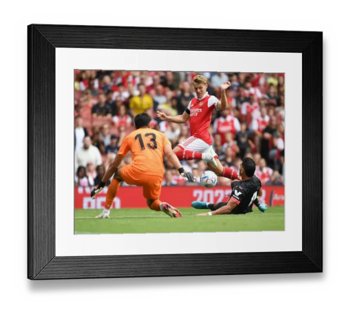 Framed Print : Arsenal vs Sevilla: Emirates Cup Showdown 2022