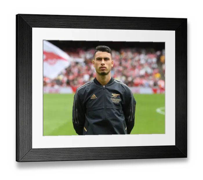 Framed Print : Arsenal's Gabriel Martinelli Readies for Action Against Sevilla in Emirates Cup 2022 Framed Print : Arsenal's Gabriel Martinelli Readies for Action Against Sevilla in Emirates Cup 2022