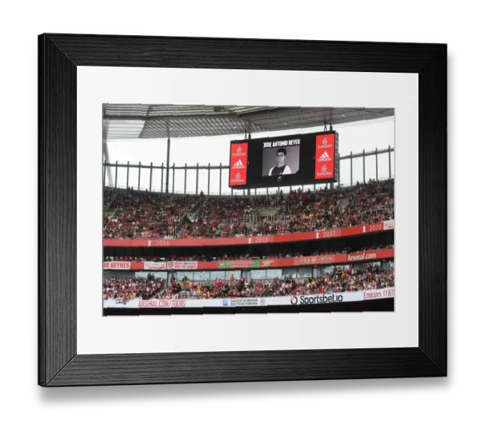 Framed Print : Arsenal Fans Honor Jose Reyes During Emirates Cup Match vs Sevilla, 2022 Framed Print : Arsenal Fans Honor Jose Reyes During Emirates Cup Match vs Sevilla, 2022