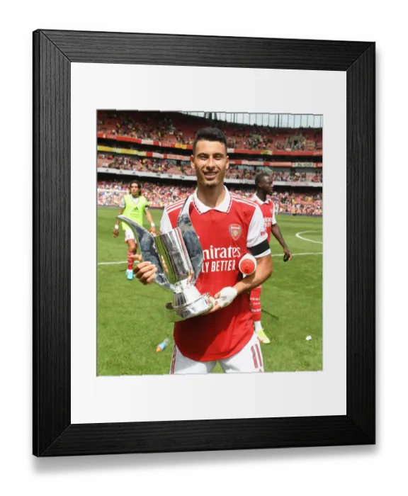 Framed Print : Arsenal's Gabriel Martinelli Lifts Emirates Cup After Arsenal vs Sevilla Friendly