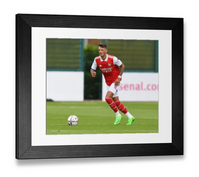 Framed Print : Arsenal's Ben White Shines in Pre-Season: Arsenal 1-0 Ipswich Town (July 2022)
