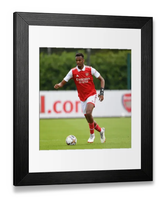 Framed Print : Arsenal FC Training: Zach Awe in Action against Ipswich Town (Pre-Season Friendly 2022-23)
