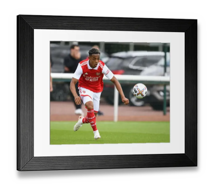 Framed Print : Omari Hutchinson Shines: Arsenal's Pre-Season Triumph Over Ipswich Town Framed Print : Omari Hutchinson Shines: Arsenal's Pre-Season Triumph Over Ipswich Town