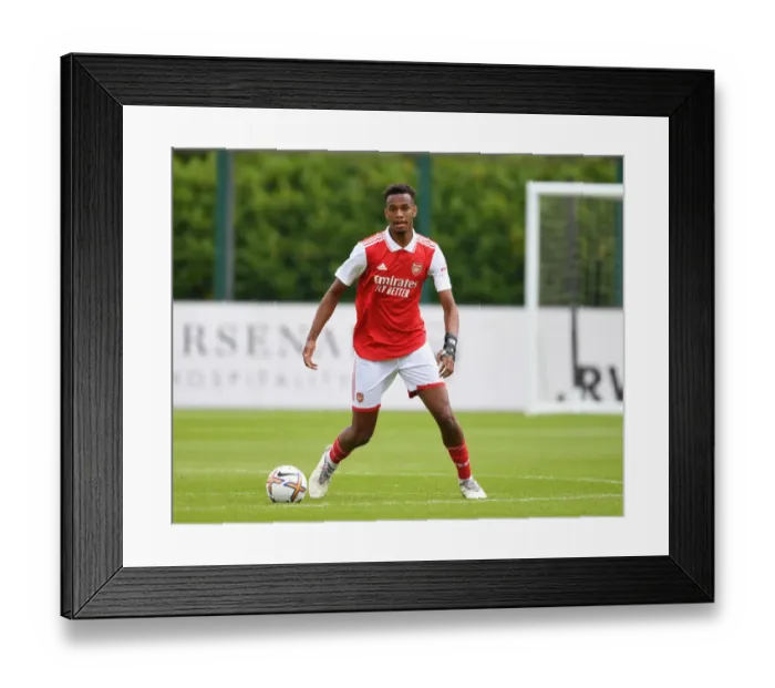 Framed Print : Arsenal's Zach Awe in Action: Arsenal vs Ipswich Town Pre-Season Friendly (2022-23)
