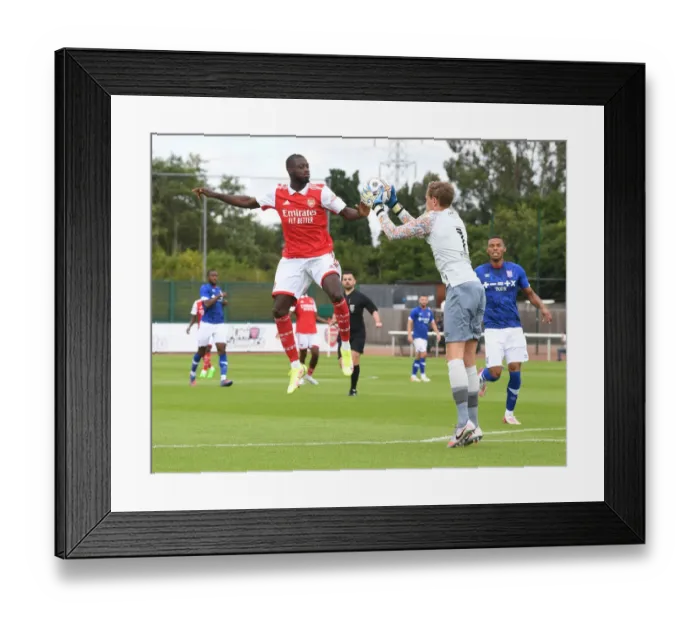 Framed Print : Arsenal's Nicolas Pepe in Pre-Season Action Against Ipswich Town