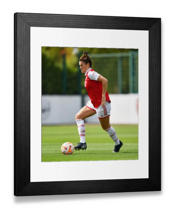 Framed Print : Arsenal Women vs Brighton & Hove Albion Women: Jennifer Beattie Shines in Pre-Season Friendly (2022-23)