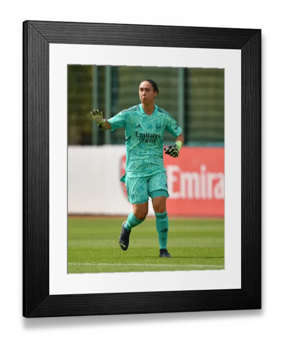 Framed Print : Manuela Zinsberger in Action: Arsenal Women vs Brighton & Hove Albion Pre-Season Clash