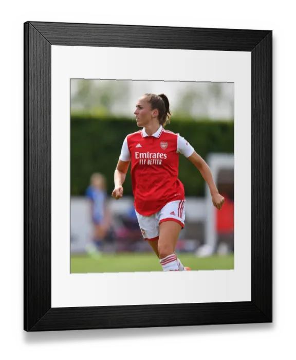 Framed Print : Arsenal's Lia Walti in Action: Arsenal Women vs Brighton & Hove Albion Pre-Season Clash