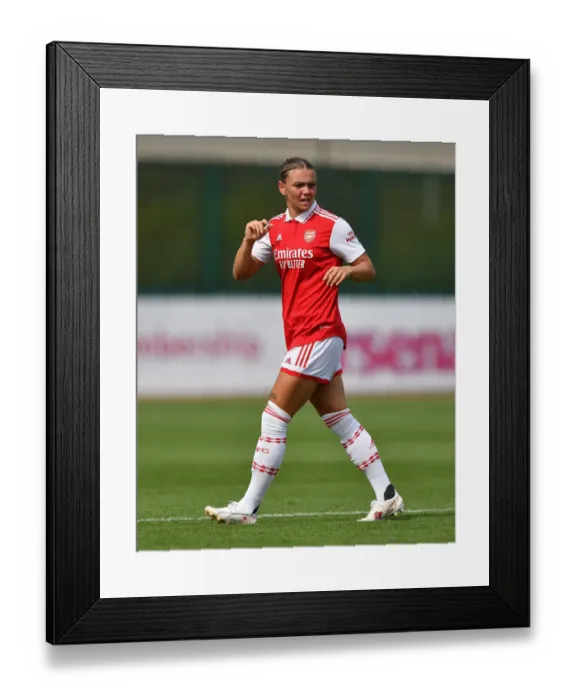 Framed Print : Arsenal Women vs Brighton & Hove Albion Women: Pre-Season Friendly