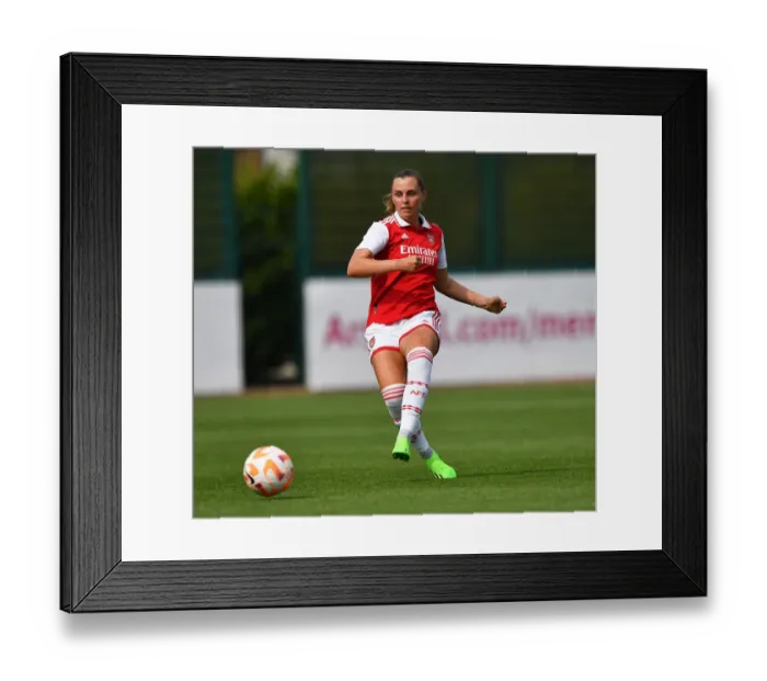 Framed Print : Arsenal Women vs Brighton & Hove Albion Women: Noelle Maritz Shines in Pre-Season Friendly (2022-23) Framed Print : Arsenal Women vs Brighton & Hove Albion Women: Noelle Maritz Shines in Pre-Season Friendly (2022-23)