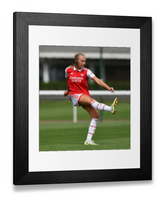 Framed Print : Arsenal Women vs Brighton & Hove Albion Women: Pre-Season Friendly (2022-23) - Frida Maanum in Action