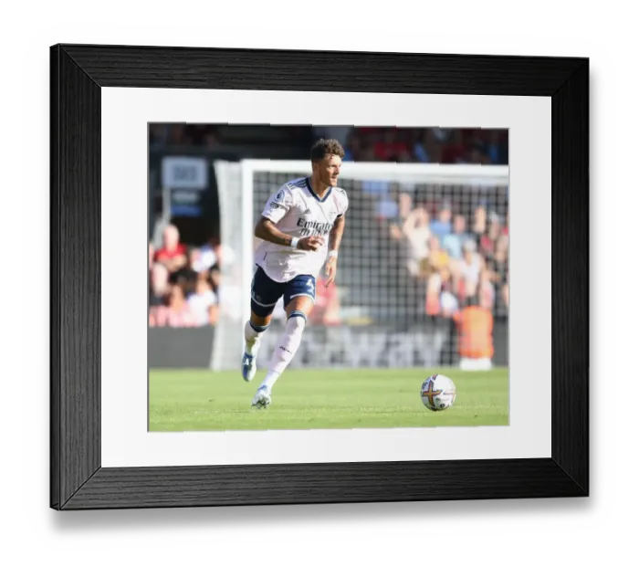 Framed Print : Arsenal's Ben White in Action: Arsenal vs AFC Bournemouth, 2022-23 Premier League