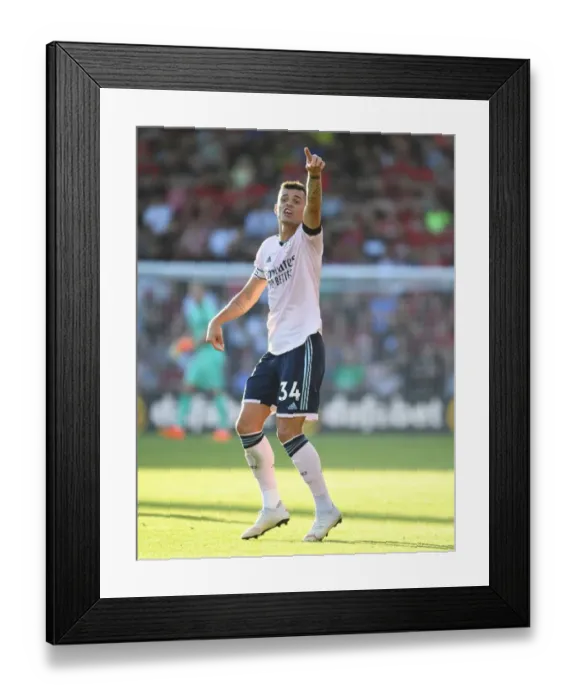 Framed Print : Granit Xhaka in Action: AFC Bournemouth vs. Arsenal FC, Premier League 2022-23